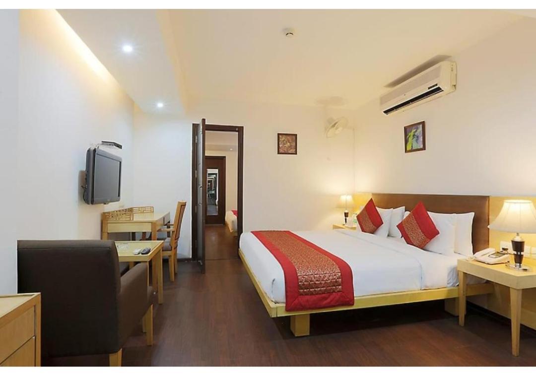 Sweet Palace In New Delhi